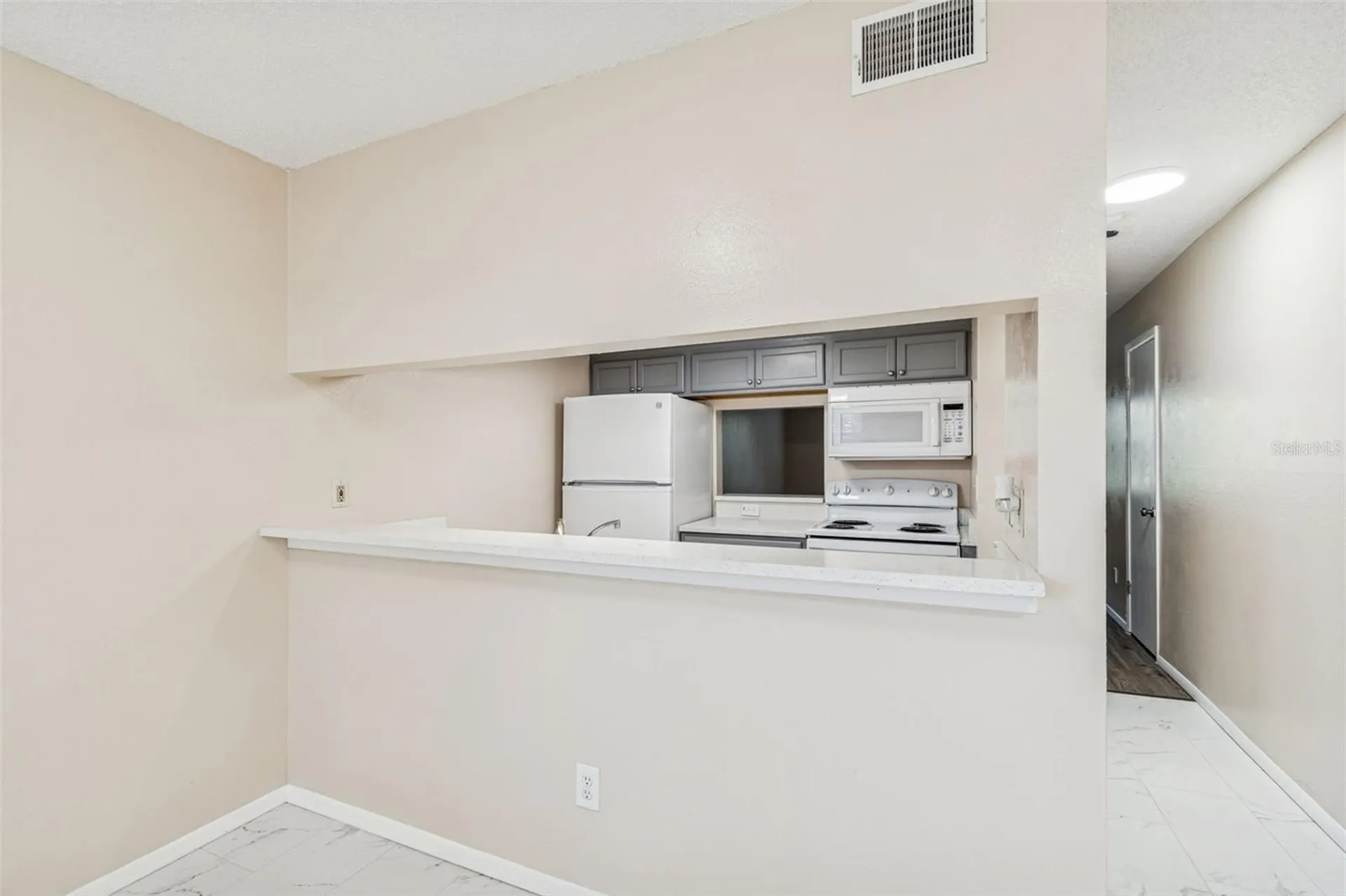 7015 Waterside Drive Tampa FL 33617