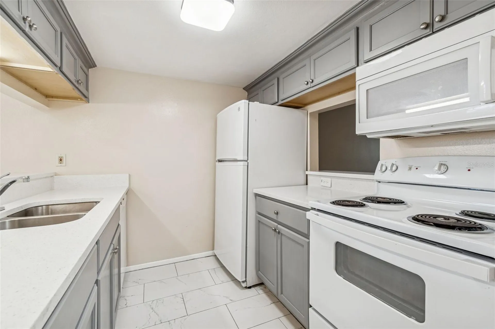 7015 Waterside Drive Tampa FL 33617