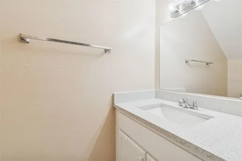 7015 Waterside Drive Tampa FL 33617