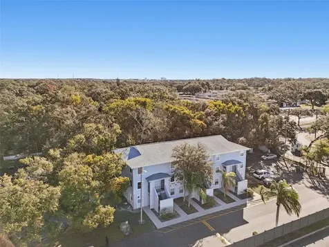 7015 Waterside Drive Tampa FL 33617