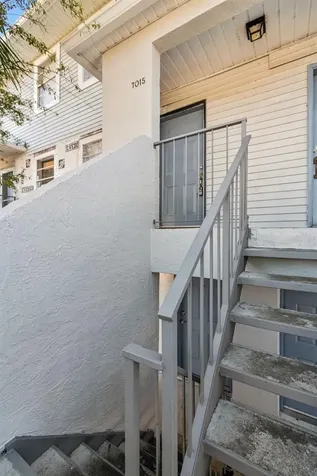 7015 Waterside Drive Tampa FL 33617