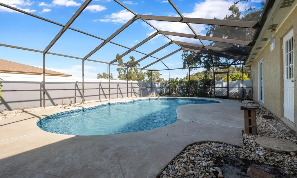 520 Rooks Road Seffner FL 33584