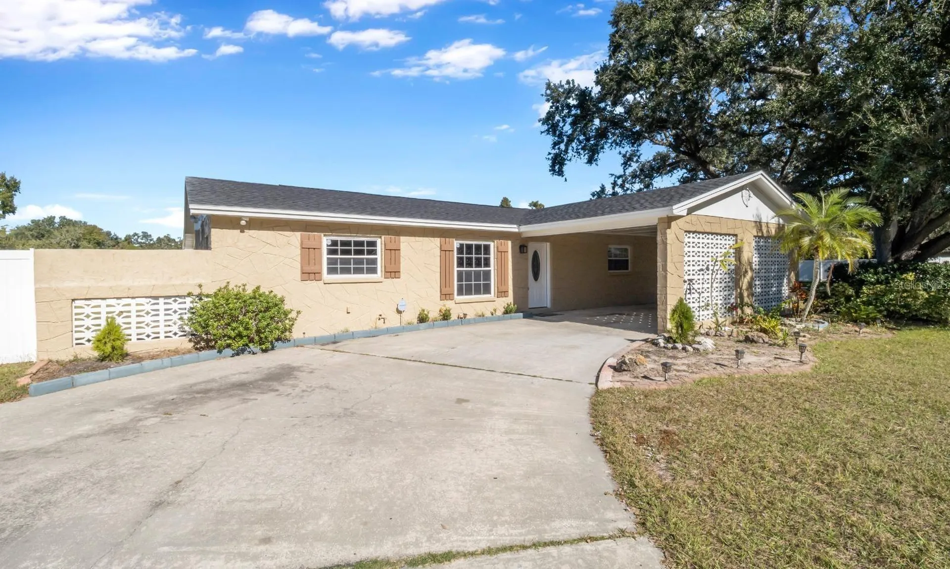 520 Rooks Road Seffner FL 33584