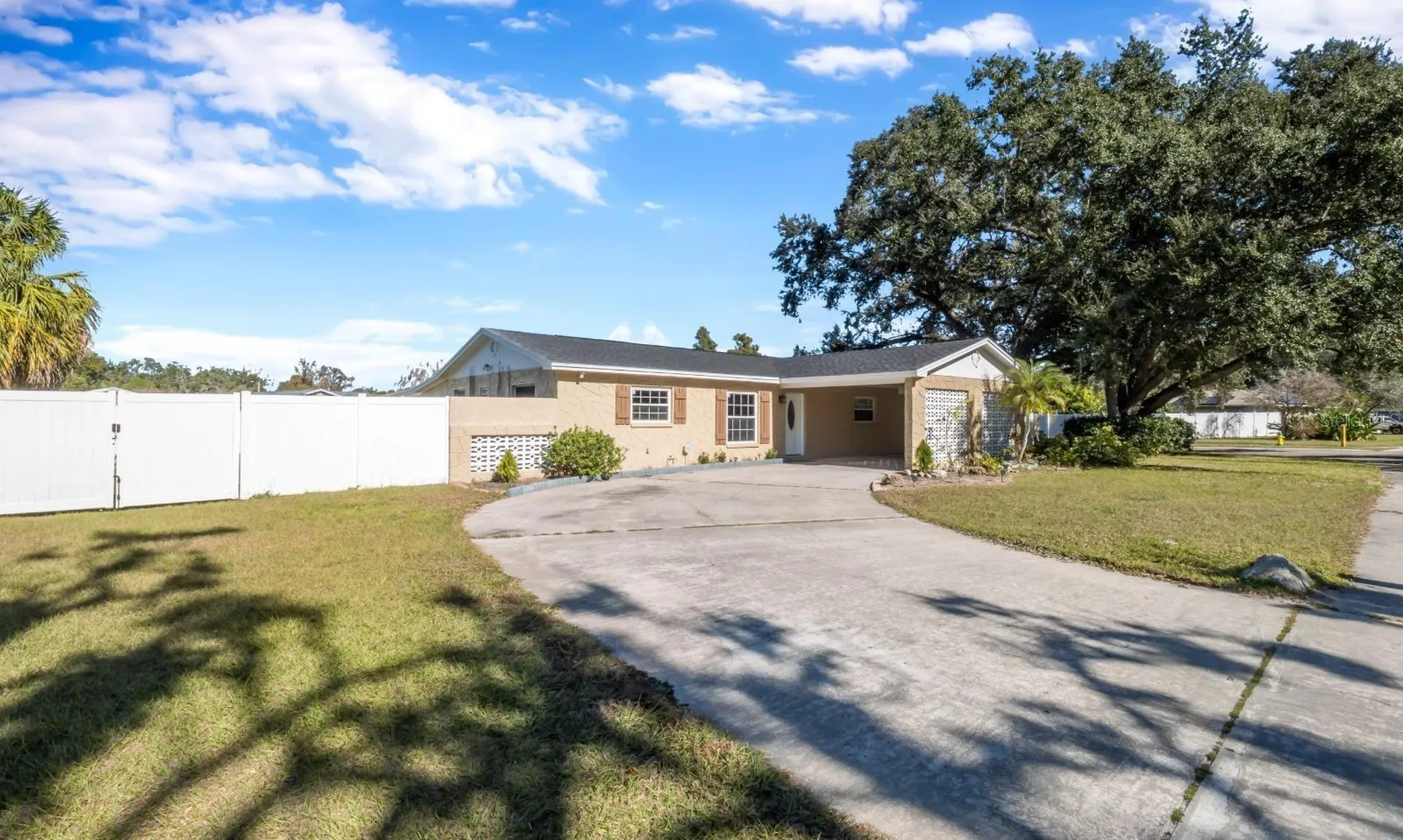 520 Rooks Road Seffner FL 33584