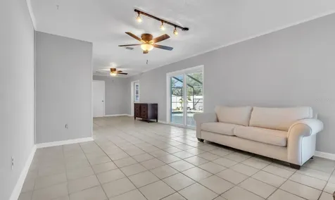 520 Rooks Road Seffner FL 33584