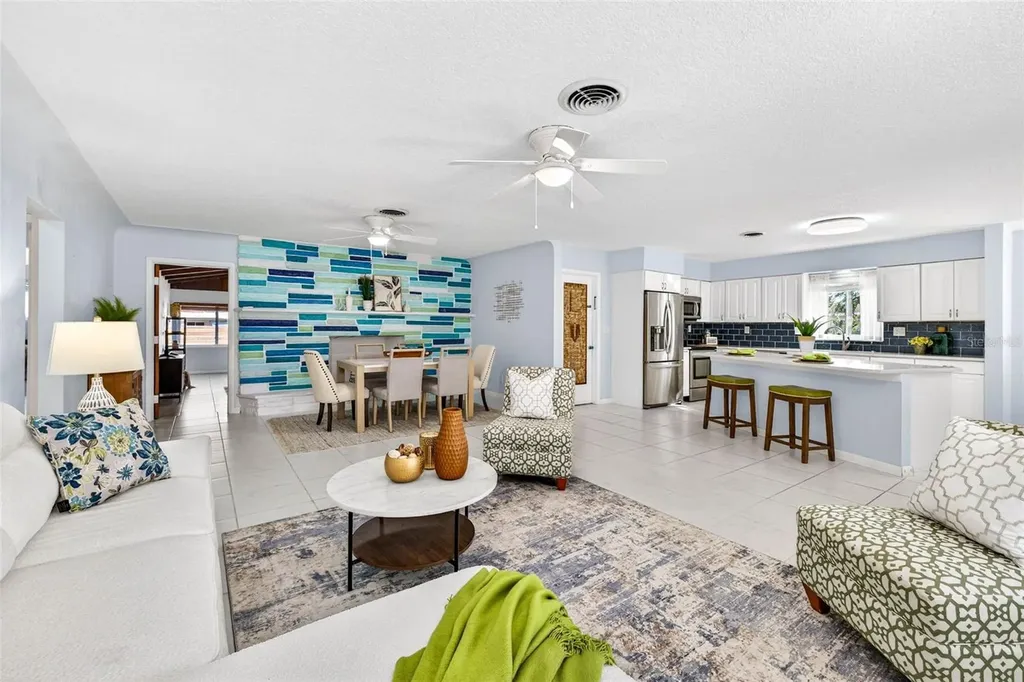 6701 Burlington Avenue N St Petersburg FL 33710