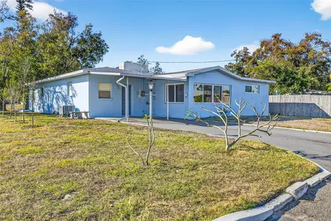 6701 Burlington Avenue N St Petersburg FL 33710