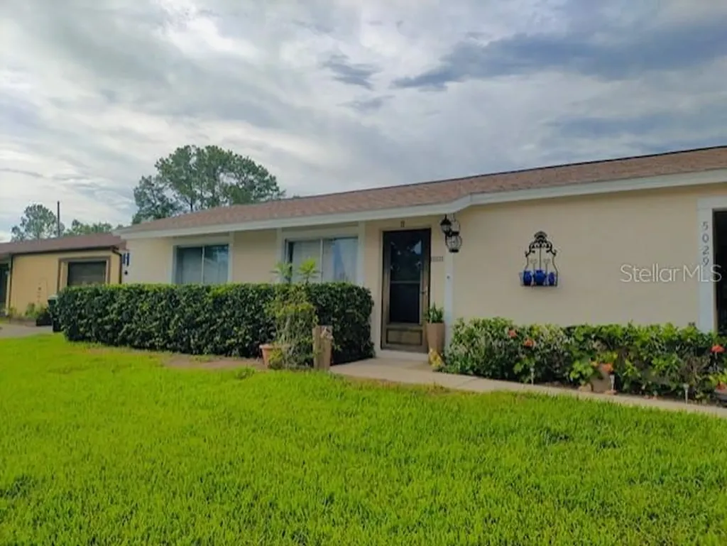 5029 Ledgewood Way Orlando FL 32821