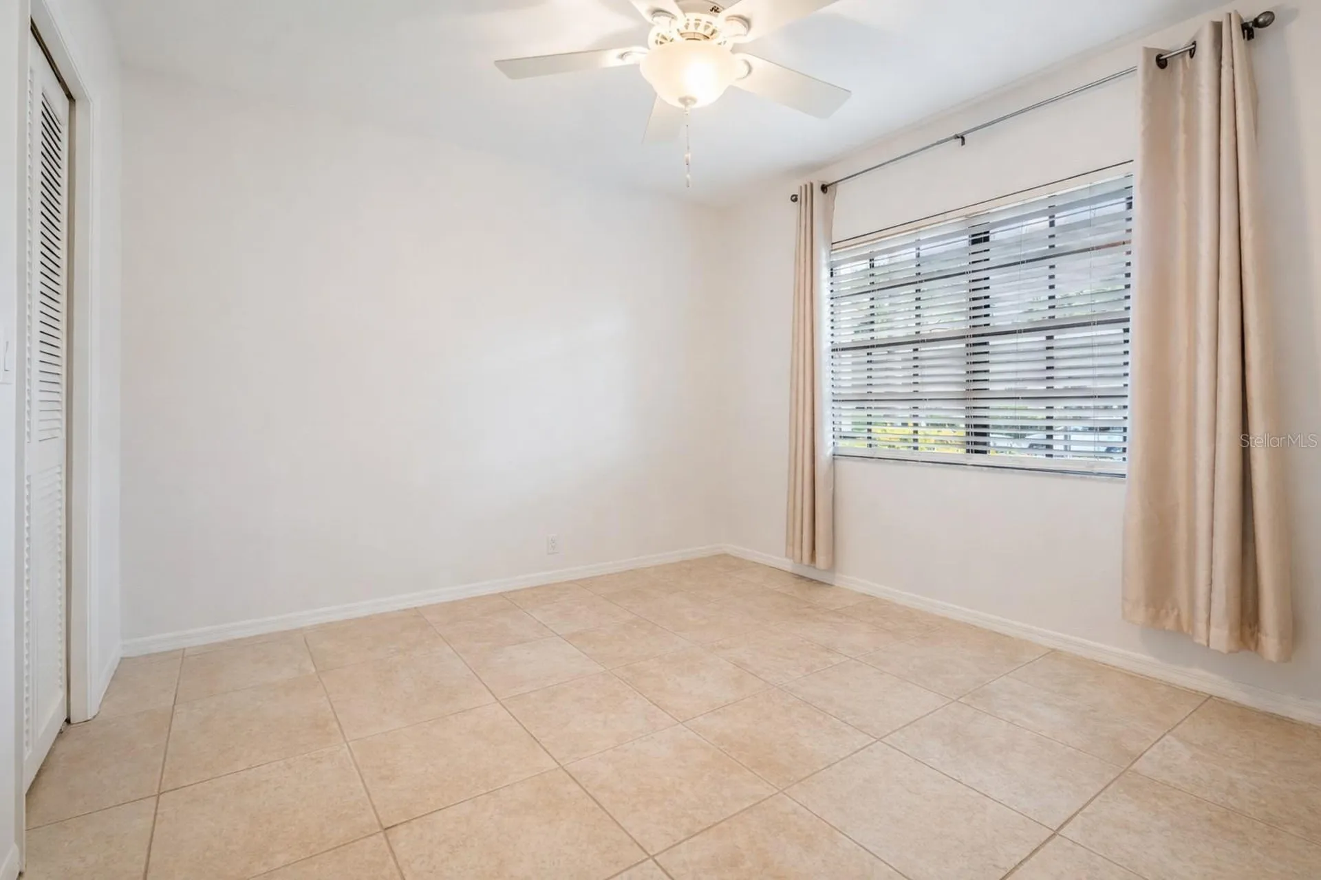 2020 Lakeview Drive Clearwater FL 33763