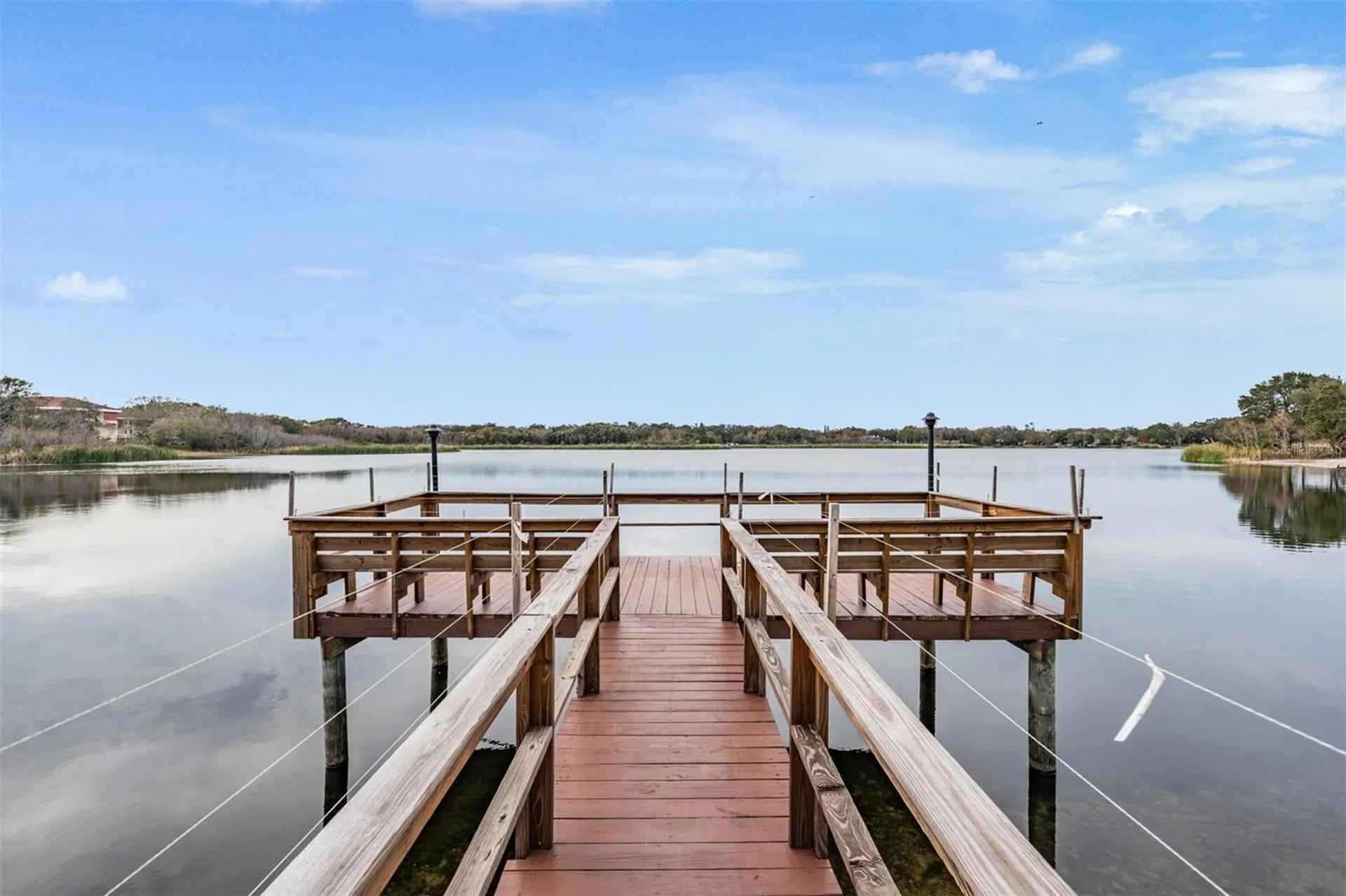 2020 Lakeview Drive Clearwater FL 33763