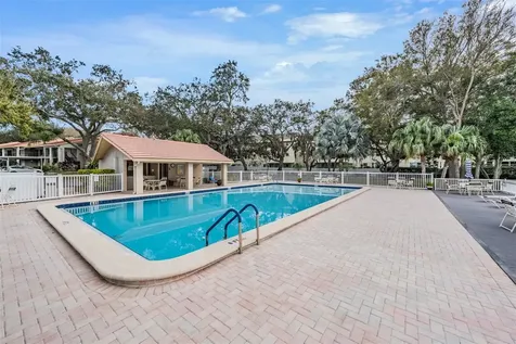 2020 Lakeview Drive Clearwater FL 33763