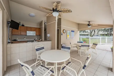 2020 Lakeview Drive Clearwater FL 33763