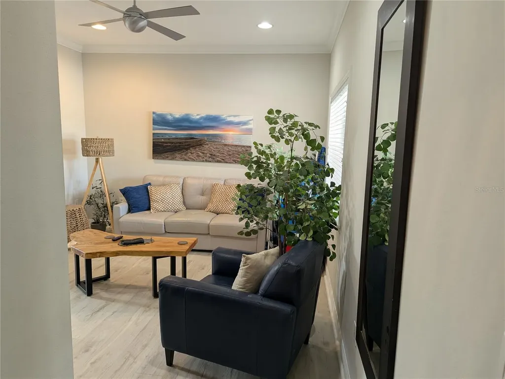 6732 Sarasea Circle Sarasota FL 34242