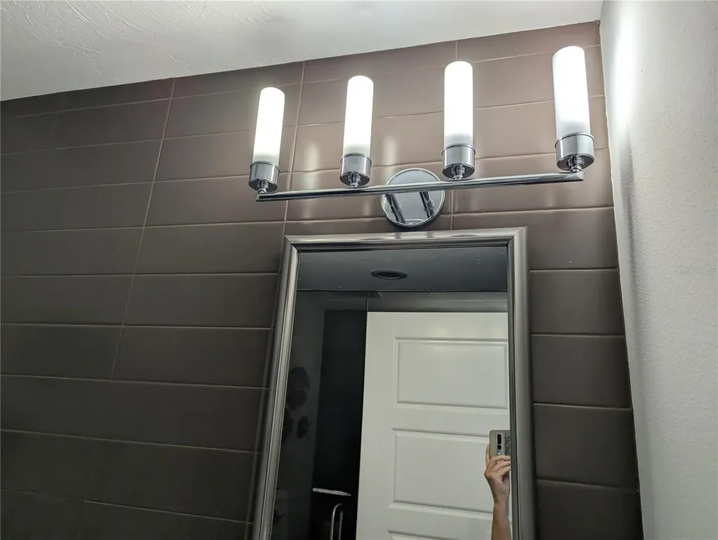 6732 Sarasea Circle Sarasota FL 34242