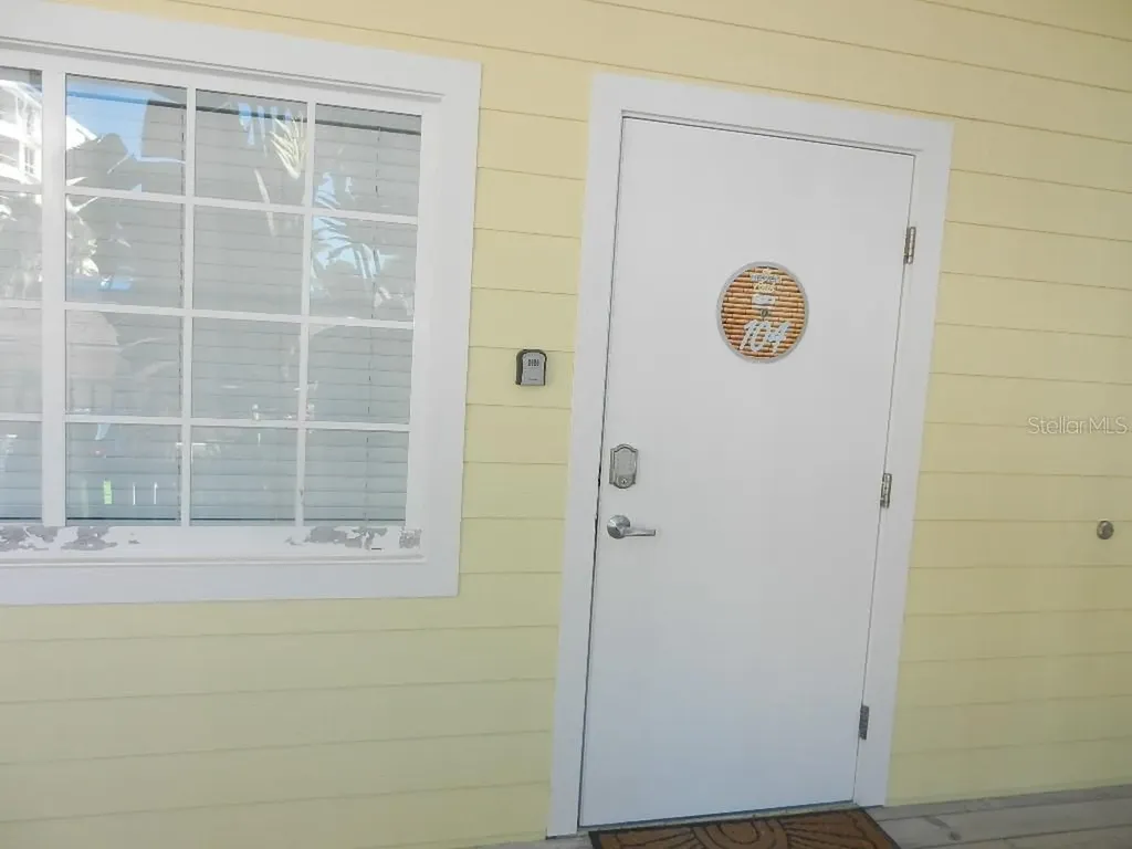 6732 Sarasea Circle Sarasota FL 34242