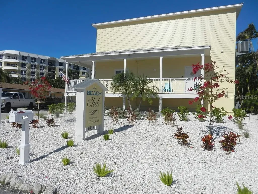 6732 Sarasea Circle Sarasota FL 34242