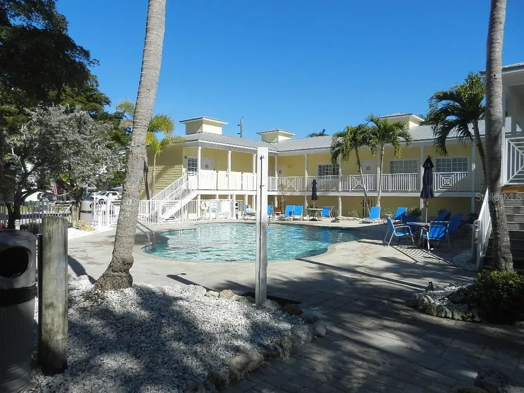 6732 Sarasea Circle Sarasota FL 34242