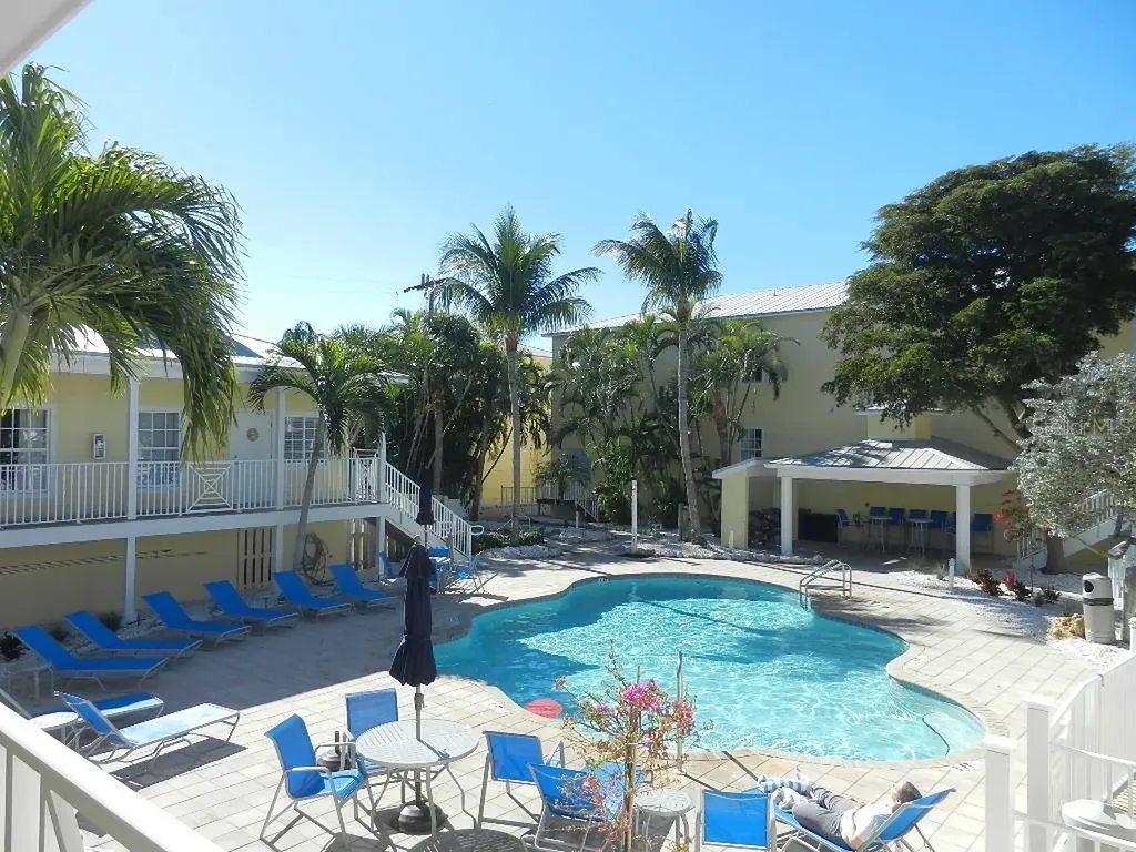 6732 Sarasea Circle Sarasota FL 34242