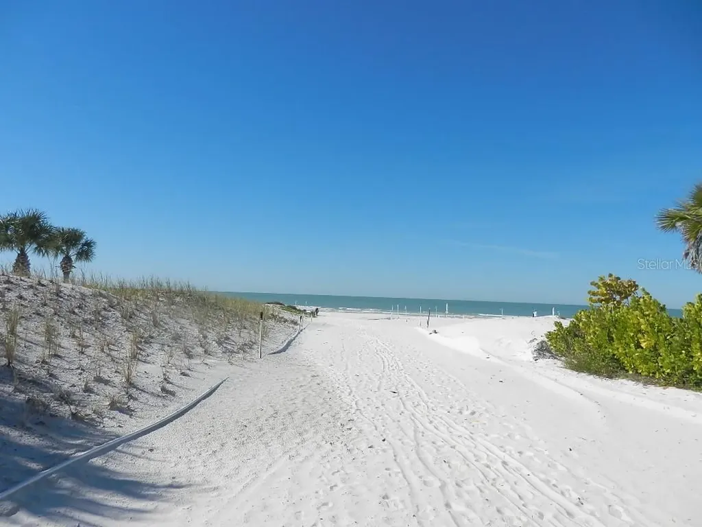 6732 Sarasea Circle Sarasota FL 34242