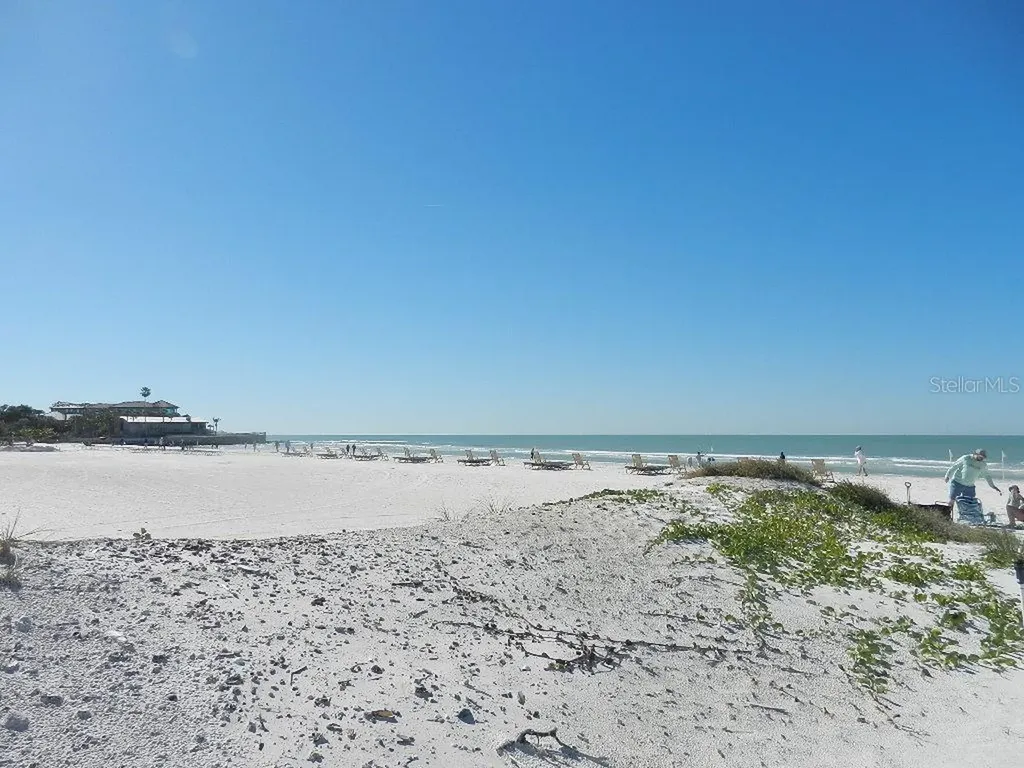 6732 Sarasea Circle Sarasota FL 34242