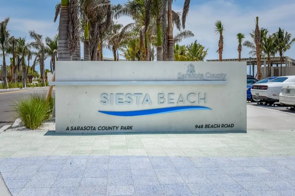 6732 Sarasea Circle Sarasota FL 34242