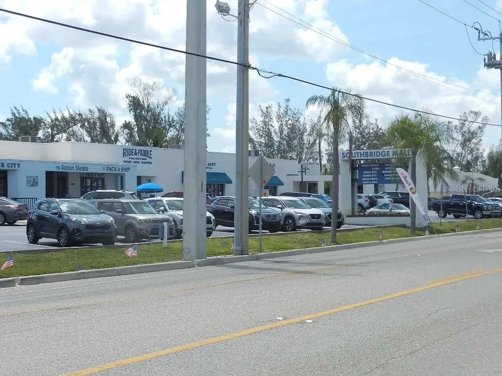 6732 Sarasea Circle Sarasota FL 34242