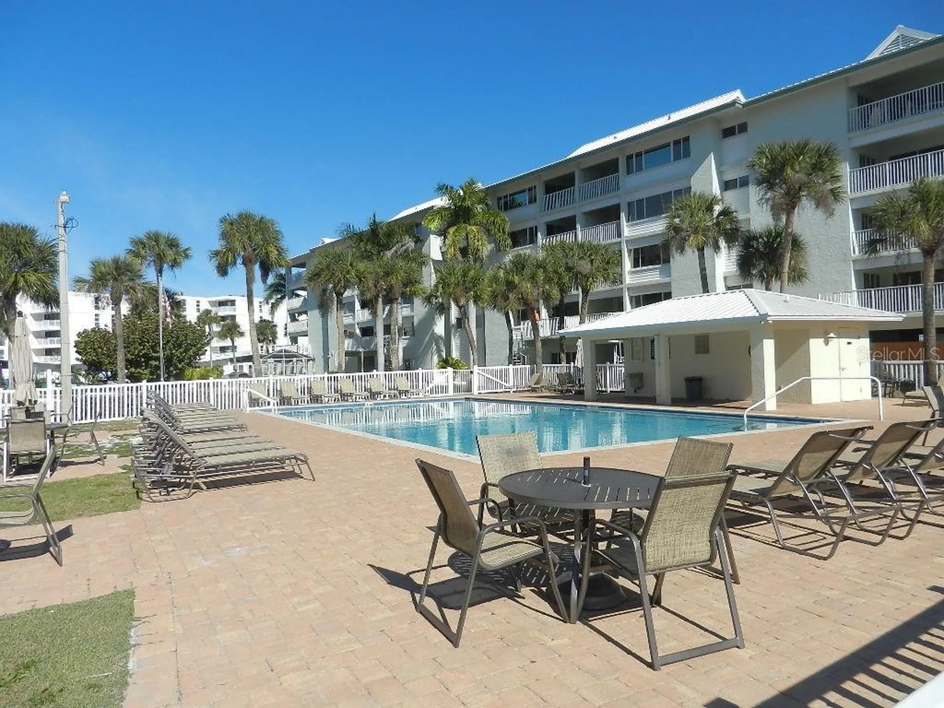 6732 Sarasea Circle Sarasota FL 34242