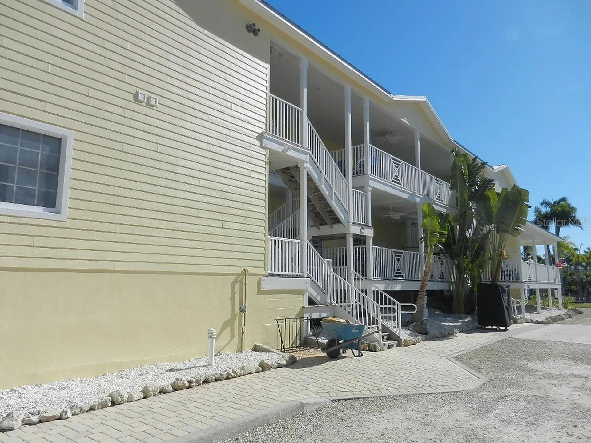 6732 Sarasea Circle Sarasota FL 34242