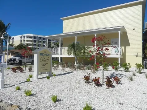 6732 Sarasea Circle Sarasota FL 34242
