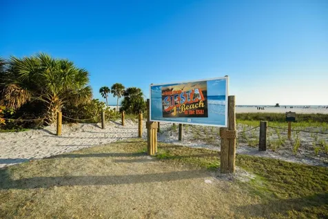 6732 Sarasea Circle Sarasota FL 34242