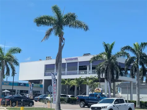 6732 Sarasea Circle Sarasota FL 34242