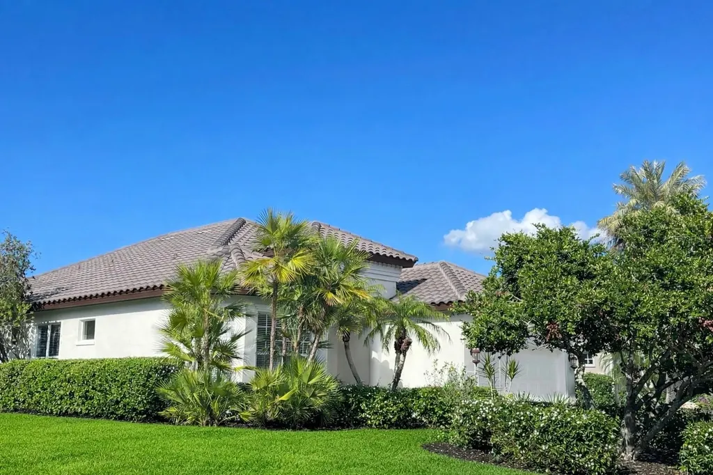 7029 Lennox Place University Park FL 34201