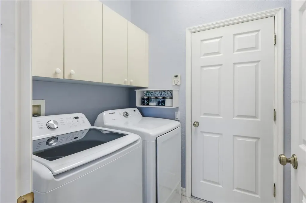 7029 Lennox Place University Park FL 34201