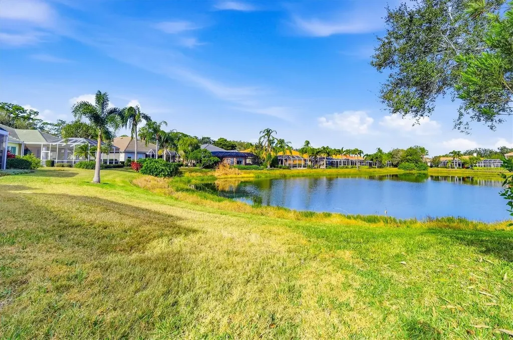 7029 Lennox Place University Park FL 34201