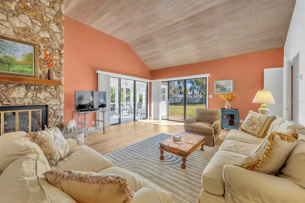 1902 Abbington Street Apopka FL 32712