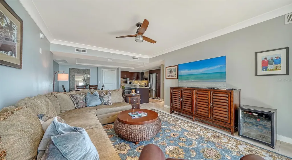 1350 Main Street Sarasota FL 34236