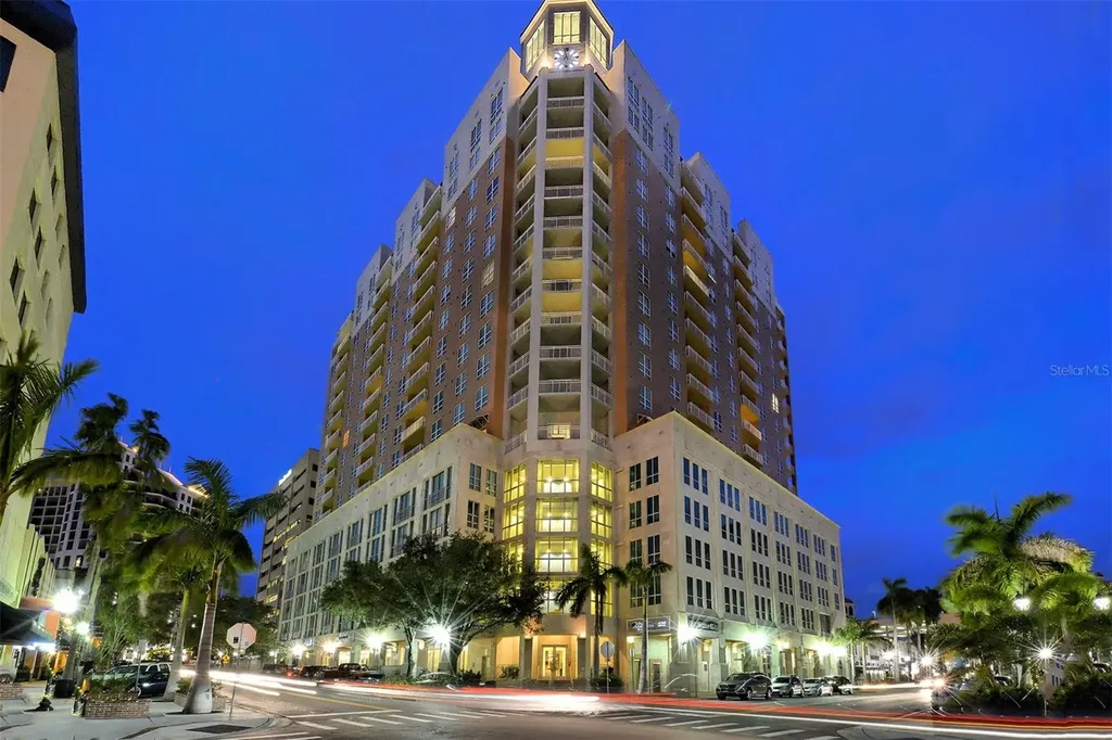 1350 Main Street Sarasota FL 34236