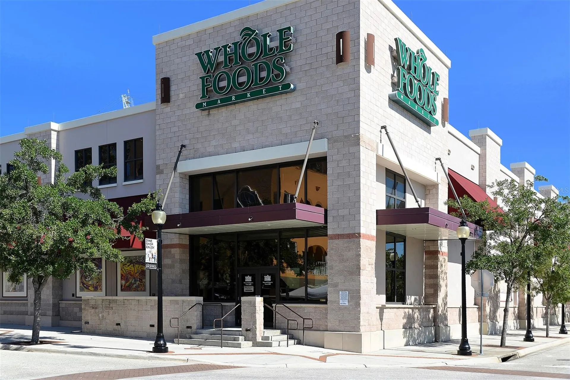 1350 Main Street Sarasota FL 34236