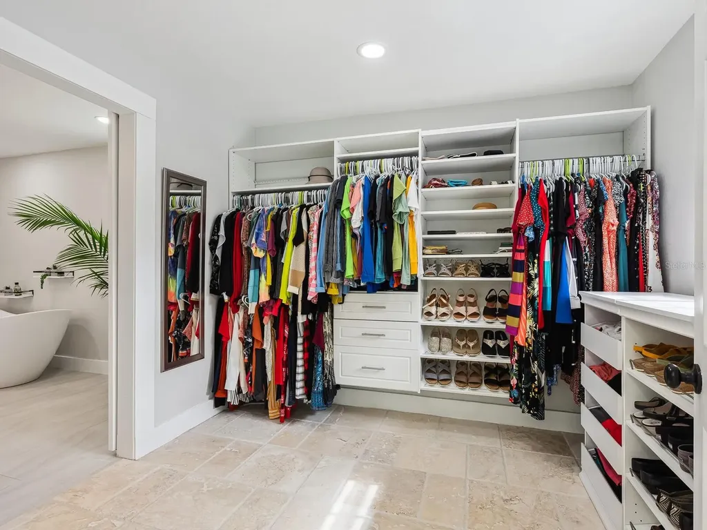 221 Lychee Road Nokomis FL 34275