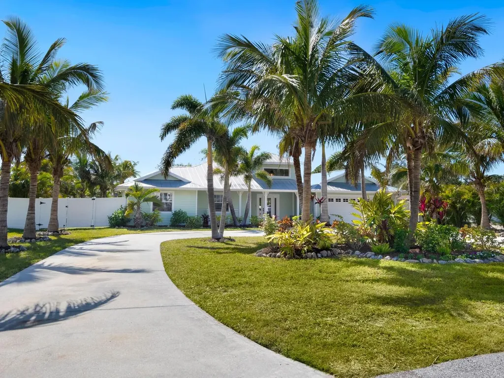 221 Lychee Road Nokomis FL 34275