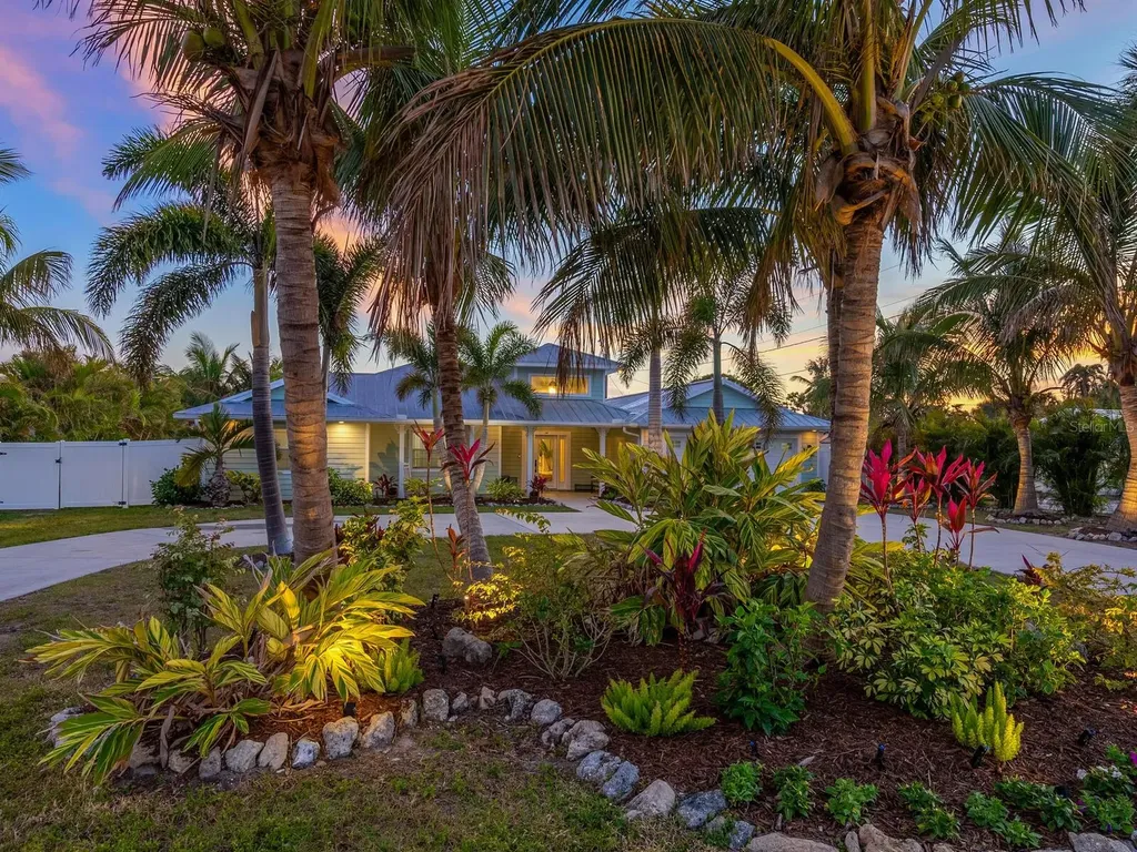 221 Lychee Road Nokomis FL 34275