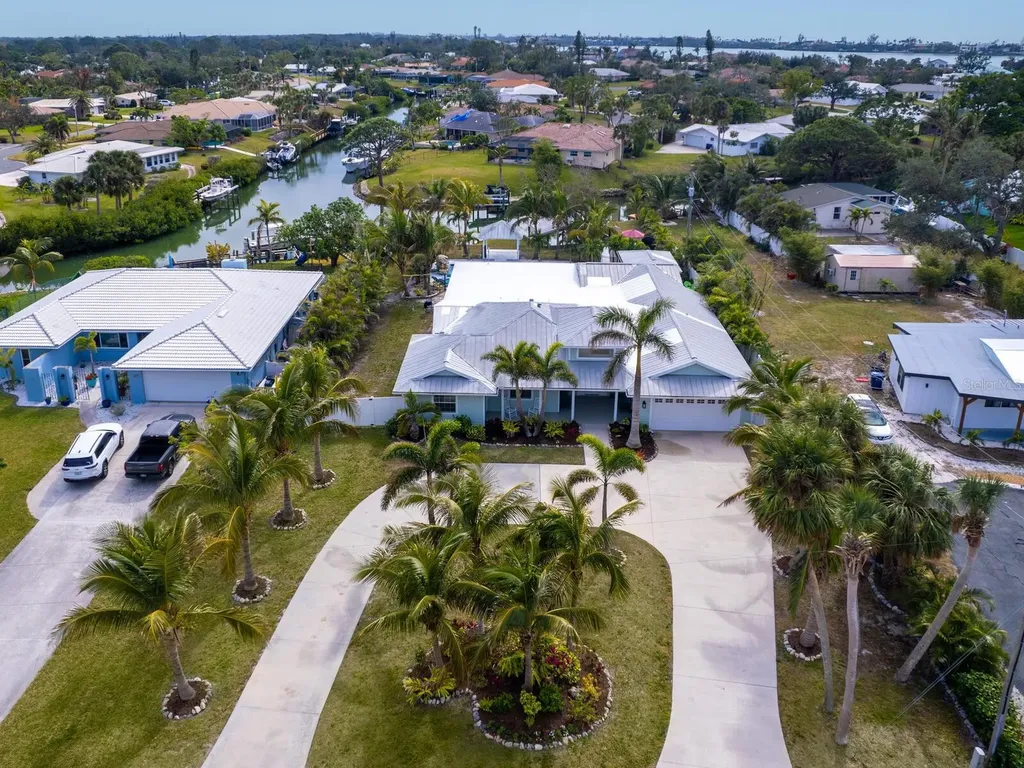 221 Lychee Road Nokomis FL 34275