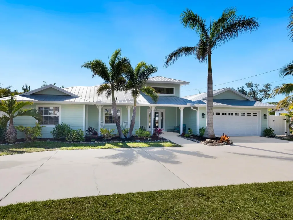 221 Lychee Road Nokomis FL 34275