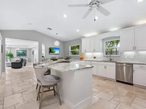 221 Lychee Road Nokomis FL 34275