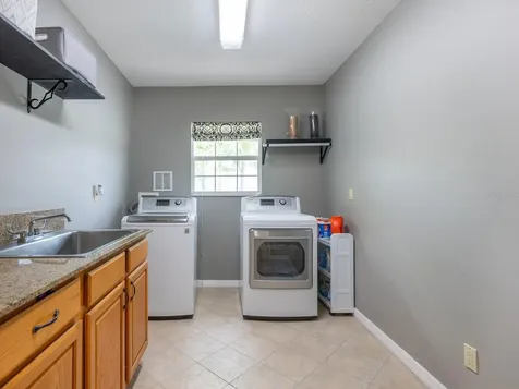 221 Lychee Road Nokomis FL 34275