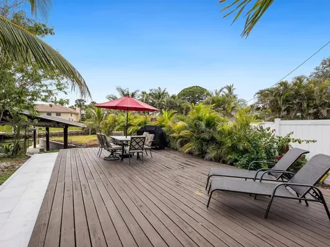 221 Lychee Road Nokomis FL 34275