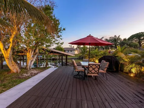 221 Lychee Road Nokomis FL 34275