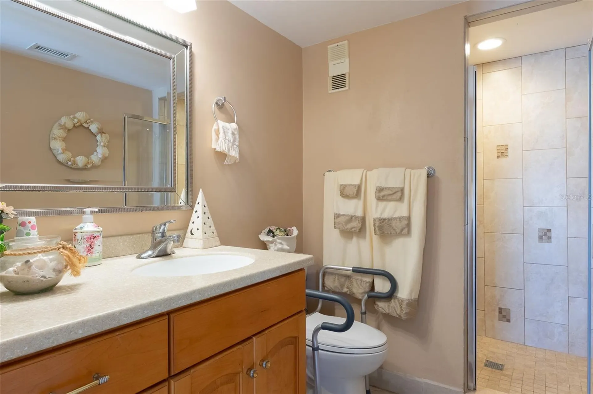 8681 Bardmoor Boulevard Seminole FL 33777