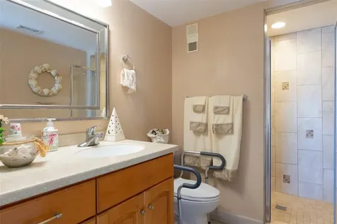 8681 Bardmoor Boulevard Seminole FL 33777