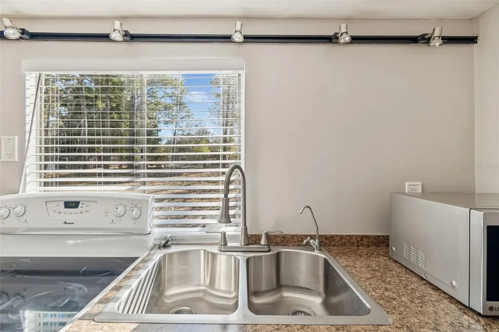 5464 S Wilson Point Homosassa FL 34446
